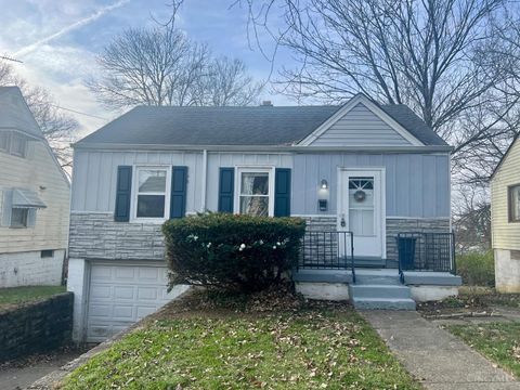 Photo of 5305 Charloe Street, Cincinnati, OH 45227 (MLS # 1863264)