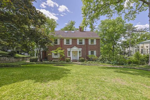 Photo of 11 Weebetook Lane, Cincinnati, OH 45208 (MLS # 1878974)