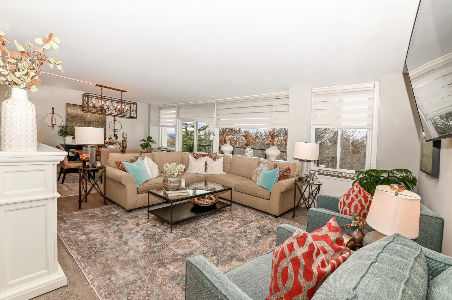 2401 Ingleside Avenue 2D