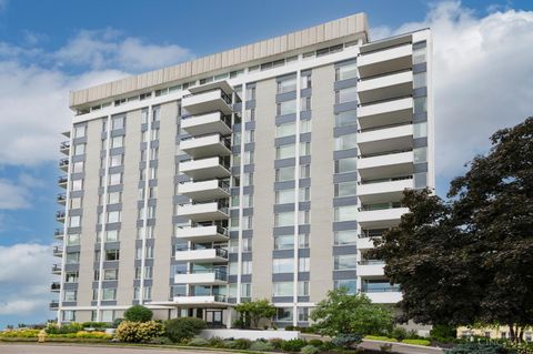 Photo of 2401 Ingleside Avenue #2D, Cincinnati, OH 45206 (MLS # 1866264)