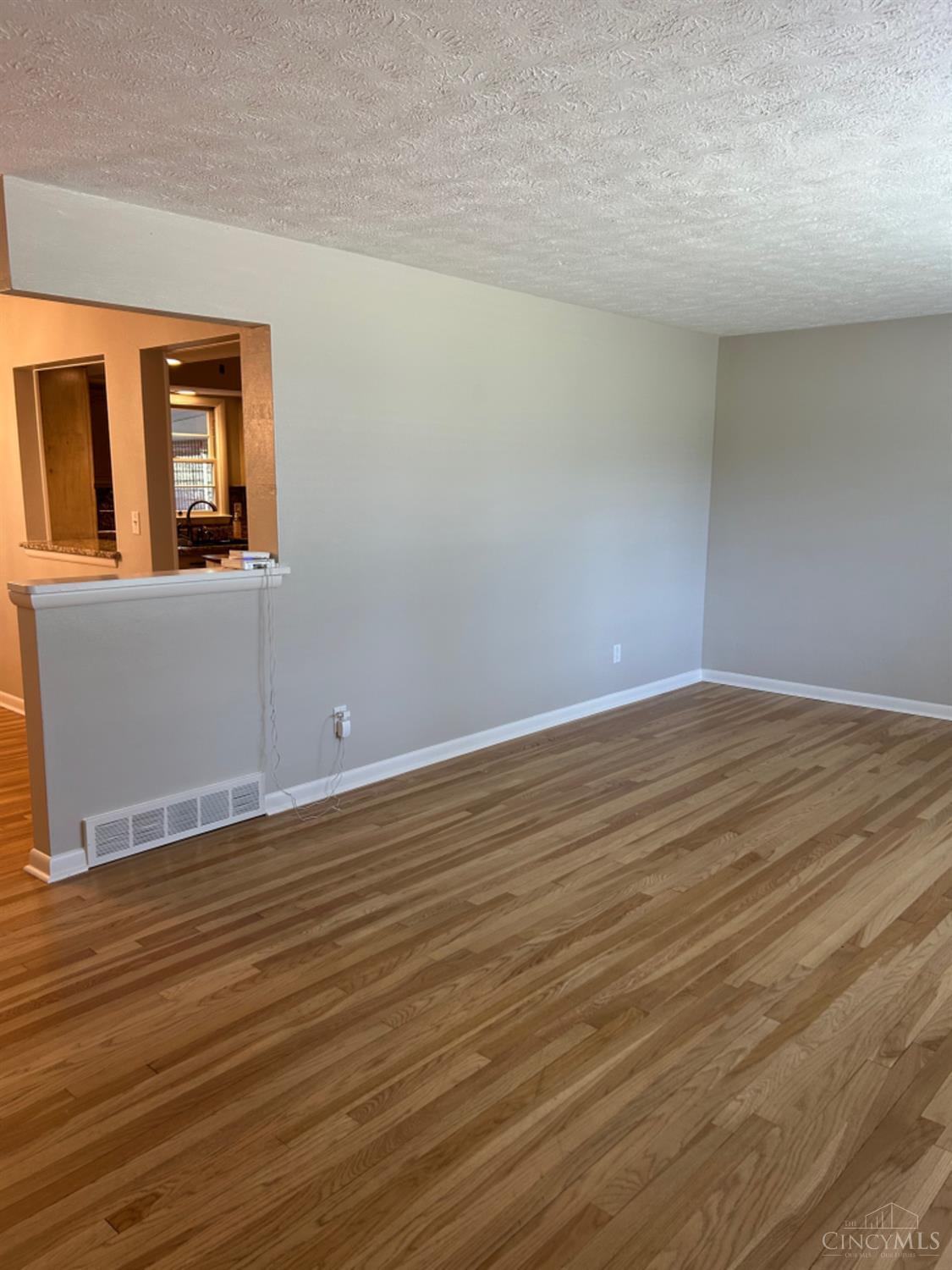 Hamilton, Ohio 45013, United States, 2 Bedrooms Bedrooms, ,1 BathroomBathrooms,Residential,Active,172230