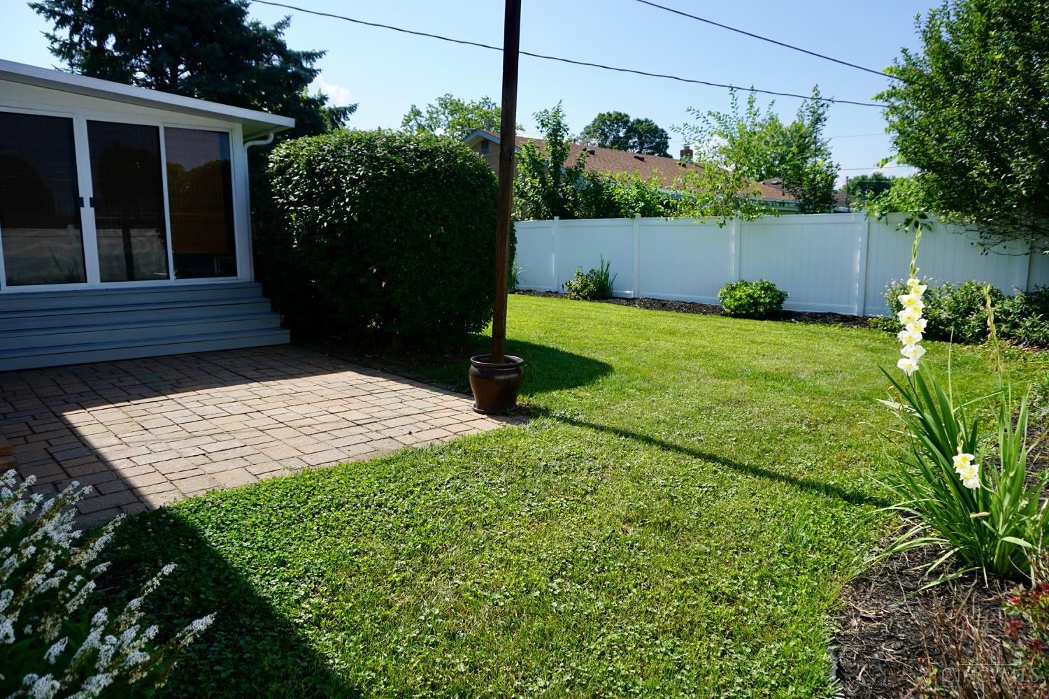 Hamilton, Ohio 45013, United States, 2 Bedrooms Bedrooms, ,1 BathroomBathrooms,Residential,Active,172230