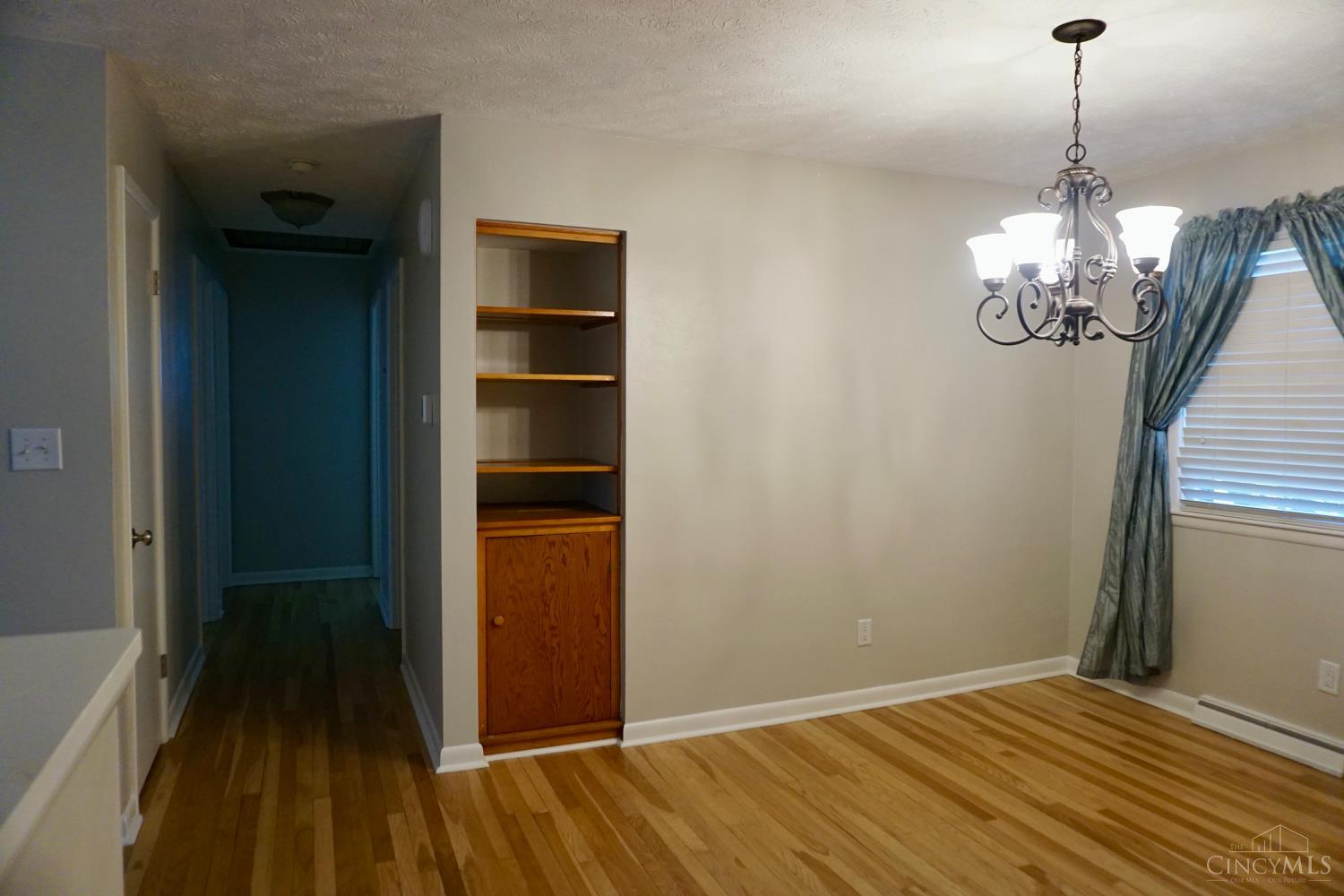 Hamilton, Ohio 45013, United States, 2 Bedrooms Bedrooms, ,1 BathroomBathrooms,Residential,Active,172230