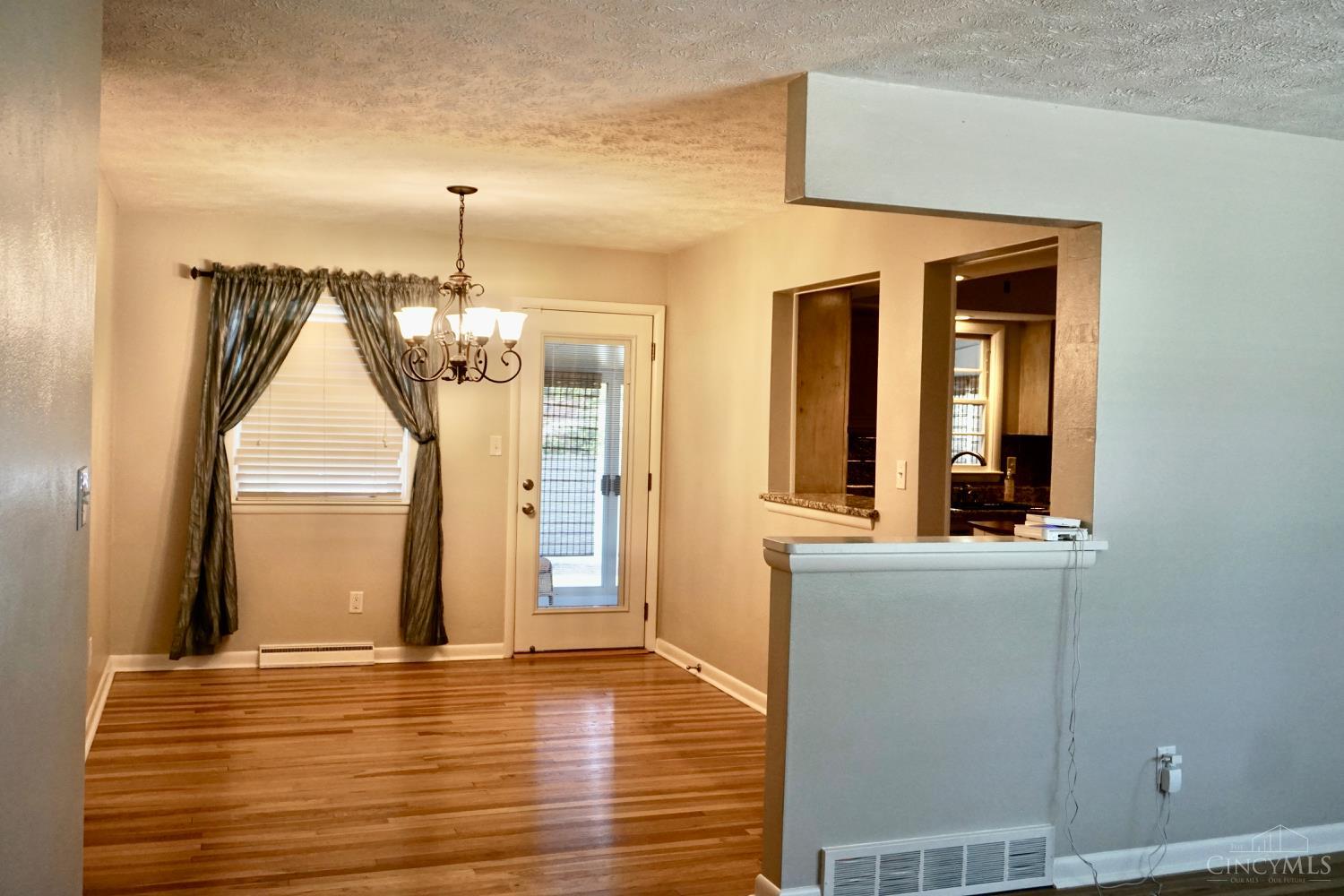 Hamilton, Ohio 45013, United States, 2 Bedrooms Bedrooms, ,1 BathroomBathrooms,Residential,Active,172230