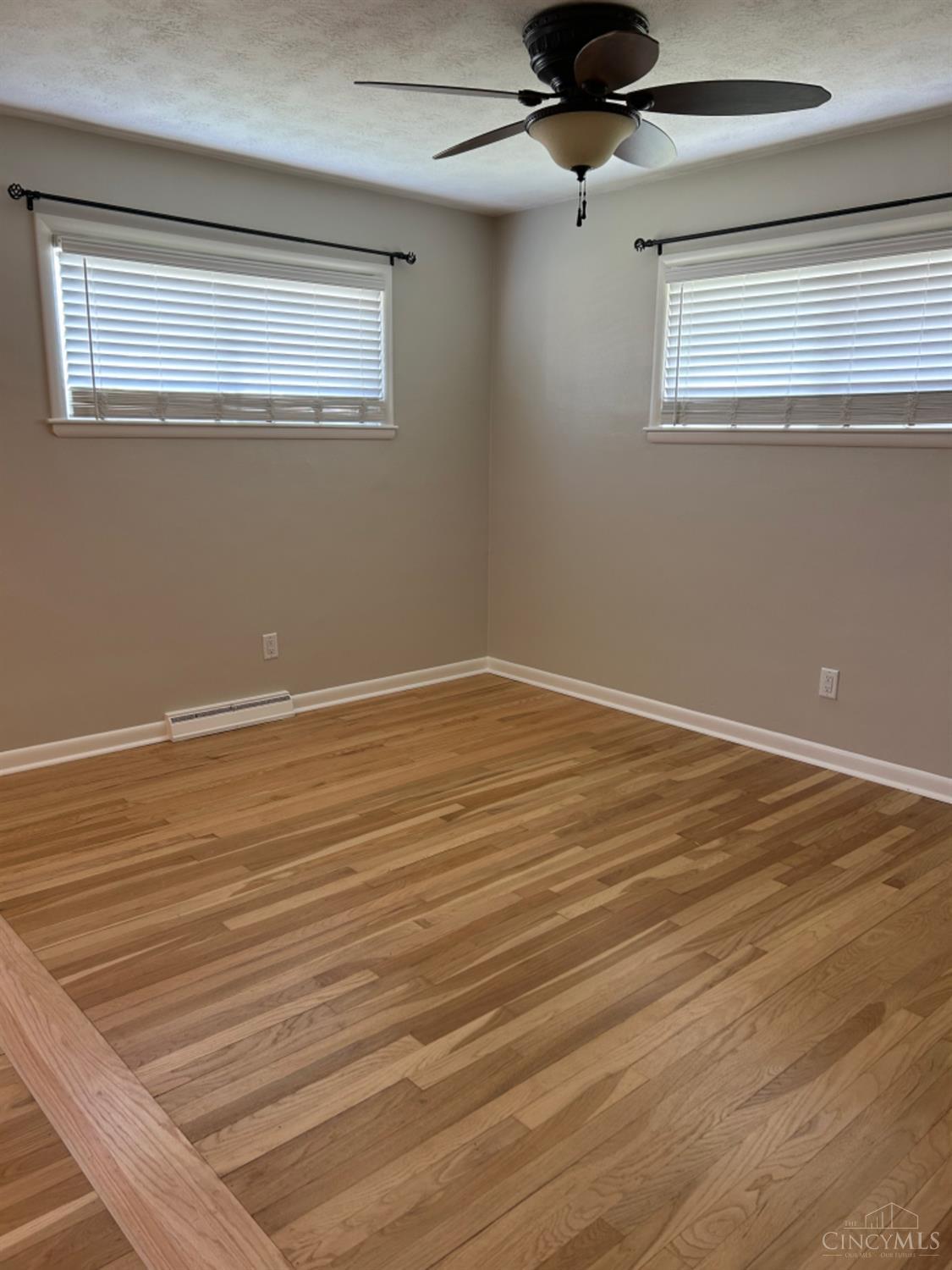 Hamilton, Ohio 45013, United States, 2 Bedrooms Bedrooms, ,1 BathroomBathrooms,Residential,Active,172230