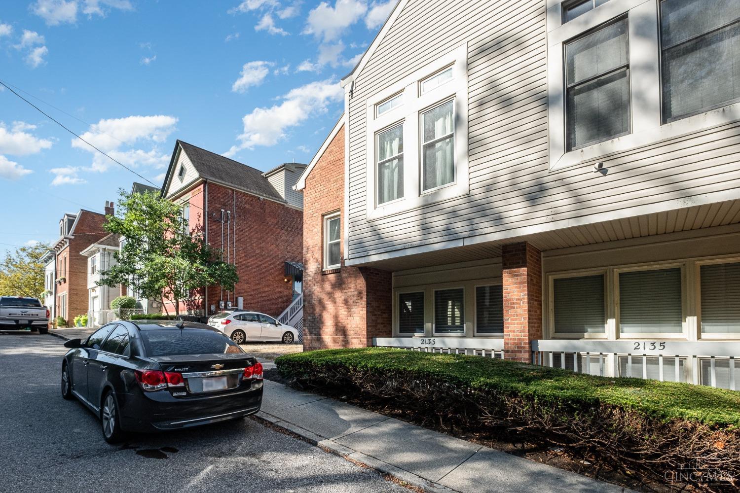 2133 Deerfield Place #2, Cincinnati, Ohio image 3