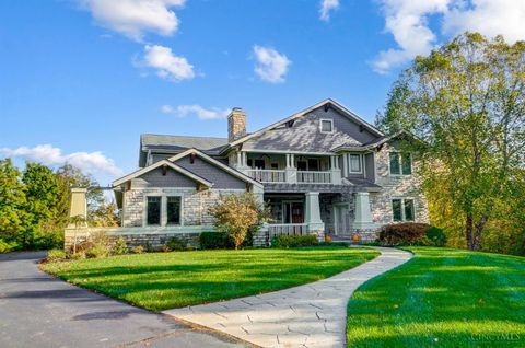 Photo of 5096 Riverview Dr Dr, South Lebanon, OH 45065 (MLS # 1878682)