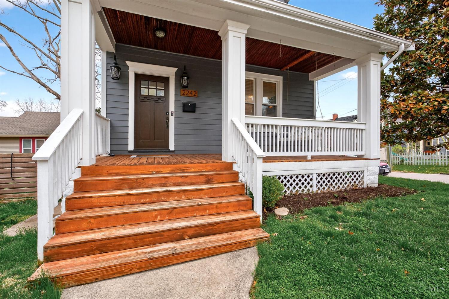 2242 Ivy Avenue