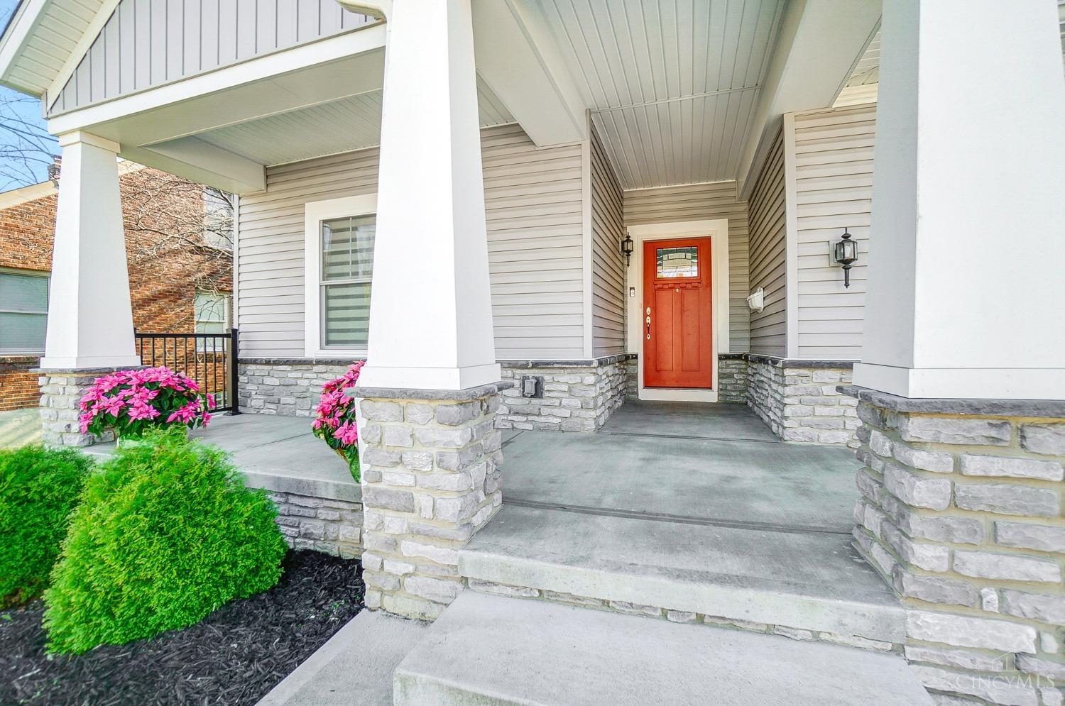 4841 Laurel Avenue, Blue Ash, Ohio image 2
