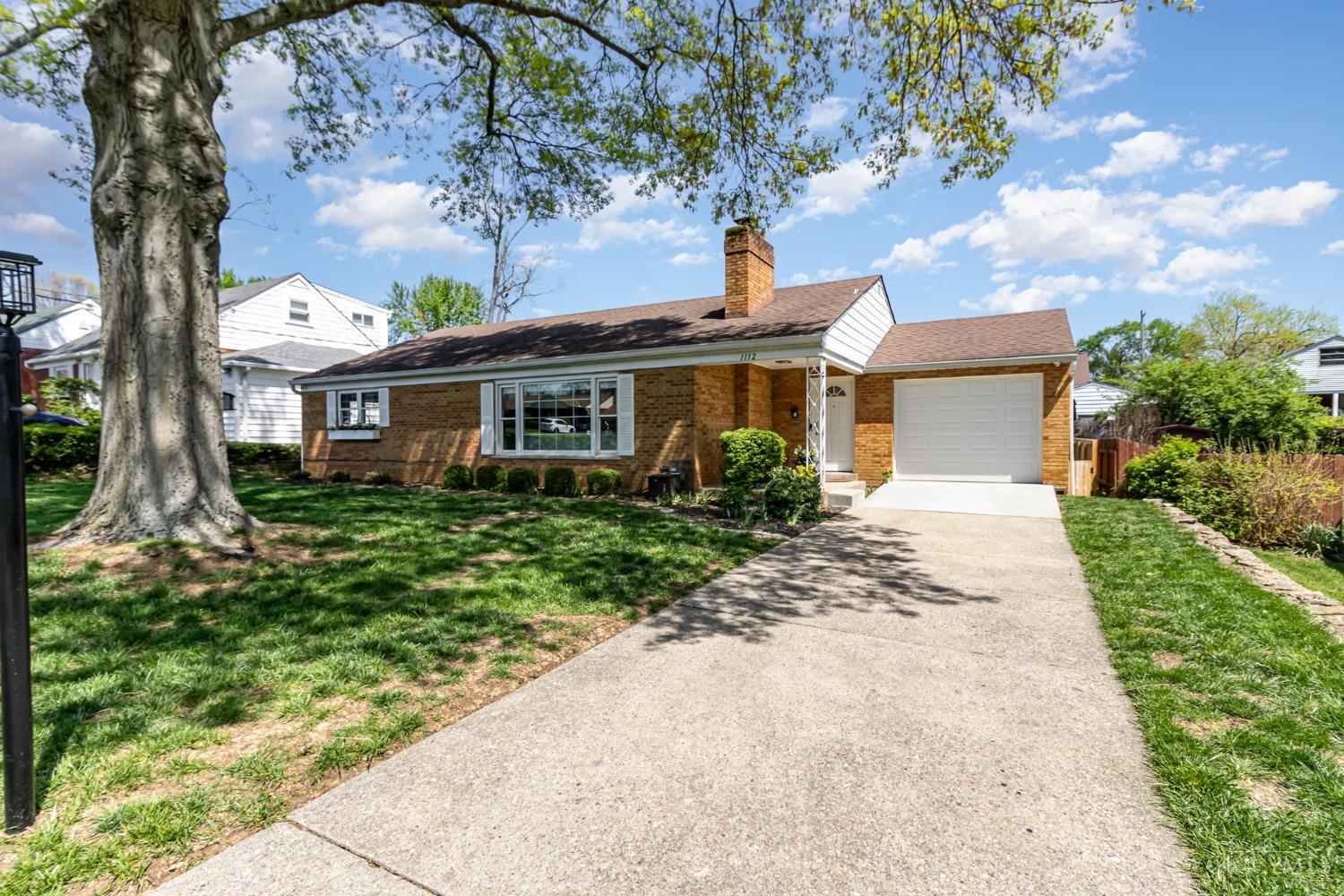 1112 Alnetta Drive, Anderson Twp, Ohio image 1
