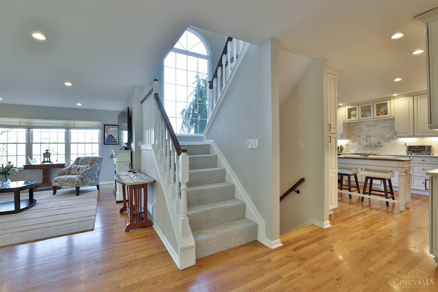 5570 Windridge Drive