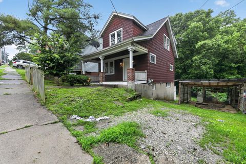 Condo For Sale - 2723 Robert Avenue<br/> Cincinnati, OH 45211