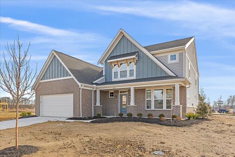 Photo of 2006 Pebble Grove Way, Goshen Township, OH 45122 (MLS # 1841379)