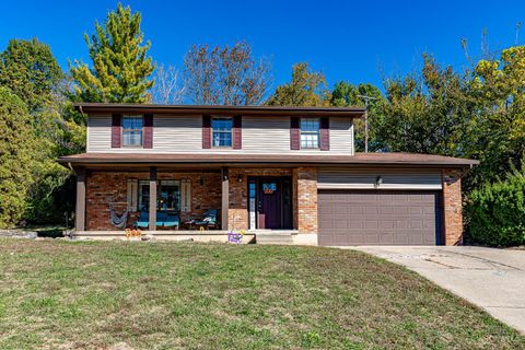 Photo of 672 Glenway Drive, Hamilton, OH 45013 (MLS # 1859755) Photo of 672 Glenway Drive, Hamilton, OH 45013 (MLS # 1859755)