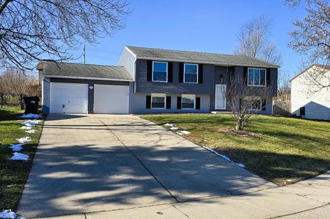 Photo of 11505 Oxfordshire Lane, Forest Park, OH 45240 (MLS # 1863633)