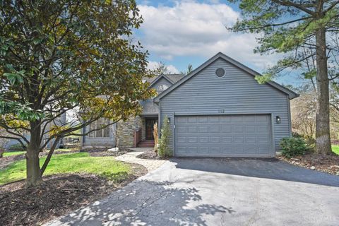 Homes For Sale - 112 Bentwood Court<br/> Blue Ash, OH 45241