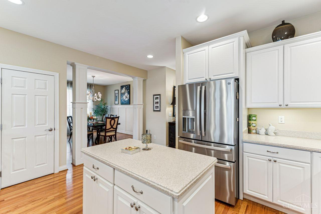 9688 Pebble View Drive, Colerain Twp, Ohio image 11