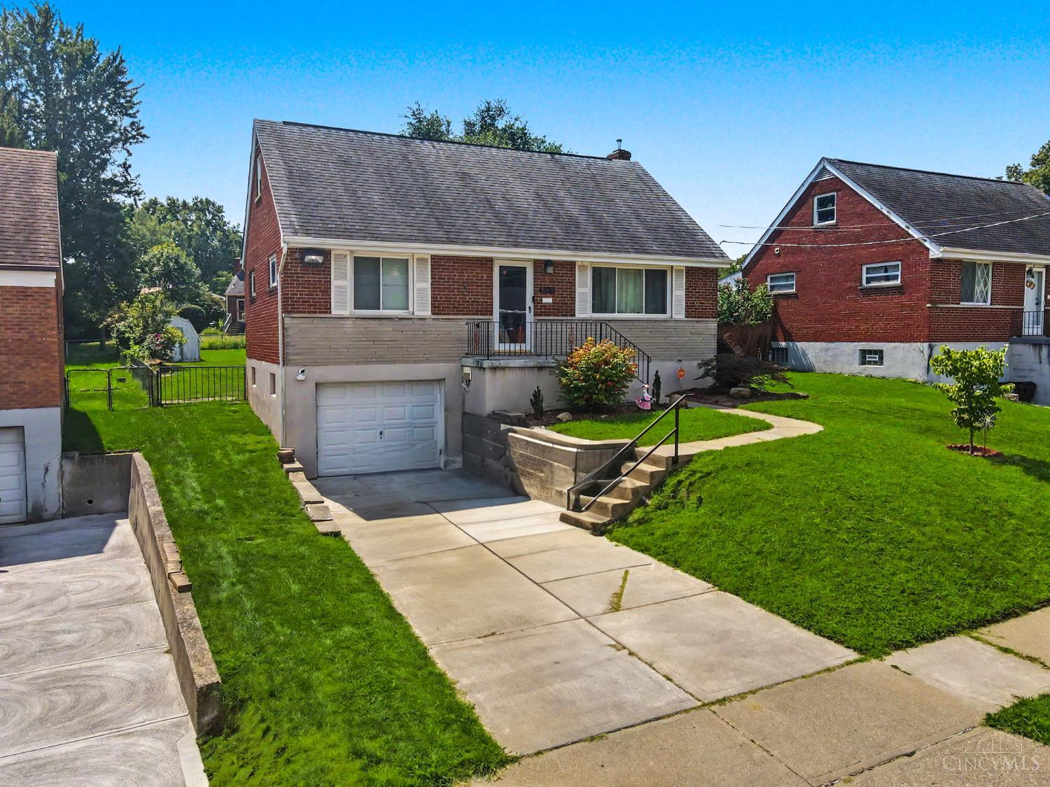5345 Plumridge Drive