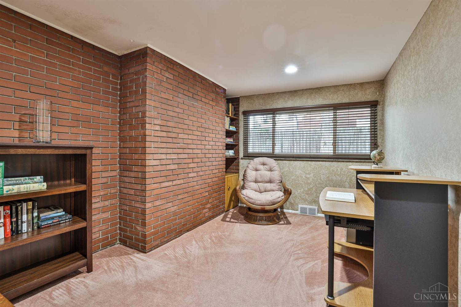 715 Oakwood Drive, Hamilton, Ohio image 21