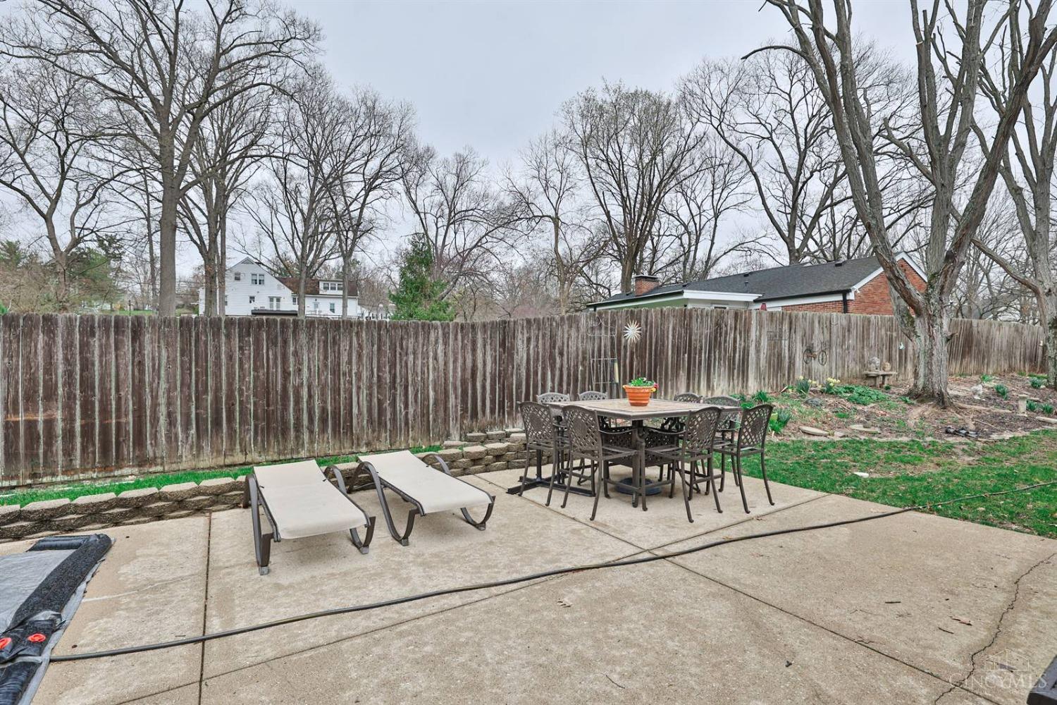 715 Oakwood Drive, Hamilton, Ohio image 37