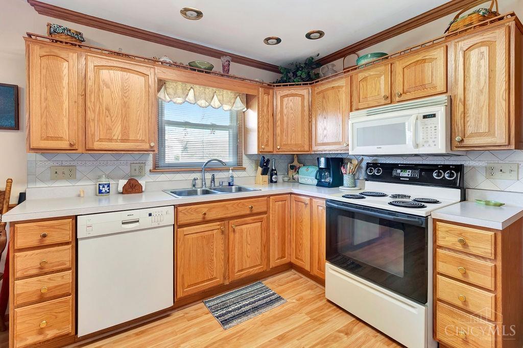 4417 Shawnray Drive, Middletown, Ohio image 19