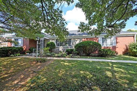 Photo of 2974 Westbrook Drive, Cincinnati, OH 45238 (MLS # 1856824)