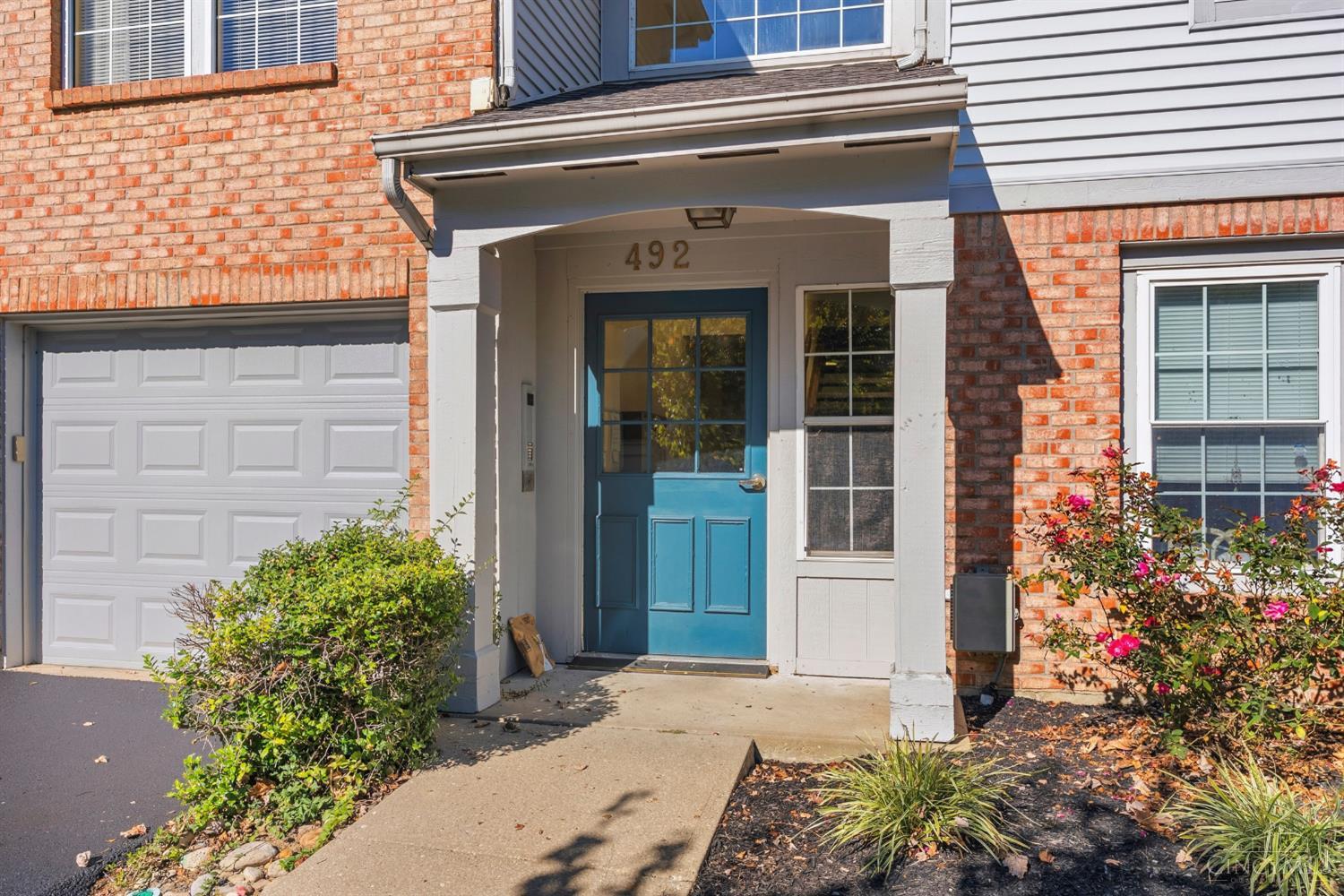 492 Mapleport Way E