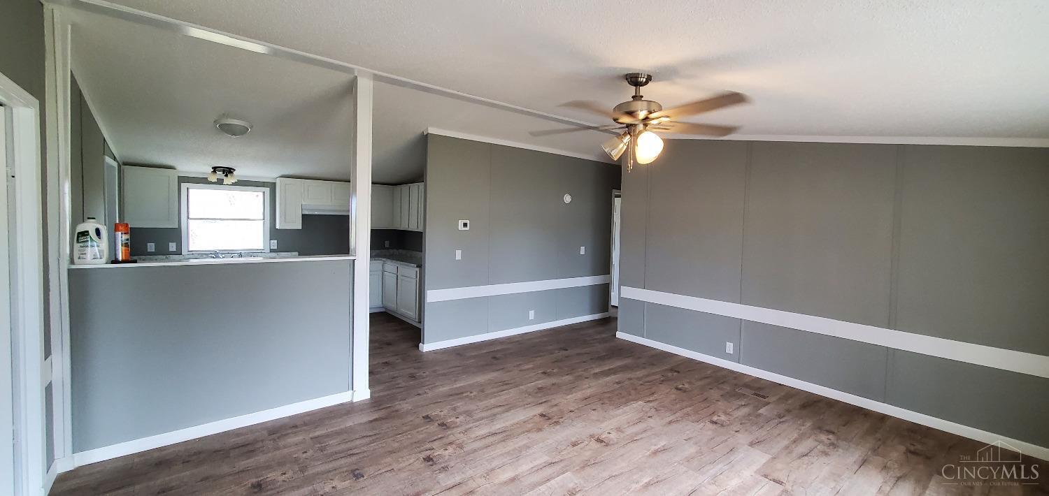 231 N Middle Street, Russellville, Ohio image 3