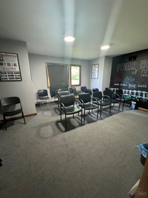 Office in Springfield Twp. OH 800 Compton Rd 5.jpg