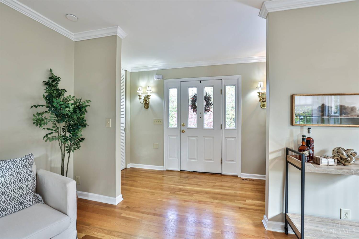 8815 Old Indian Hill Road