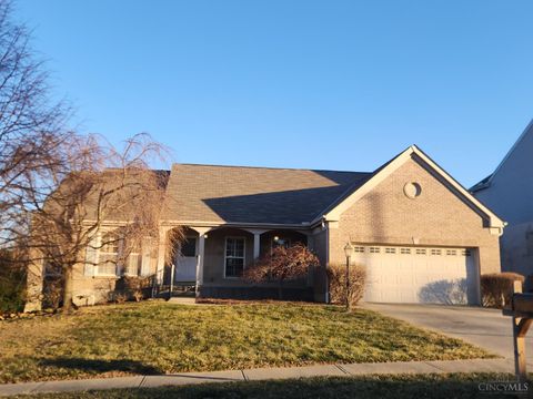 Photo of 4138 Radcliff Lane, Cincinnati, OH 45241 (MLS # 1866698)