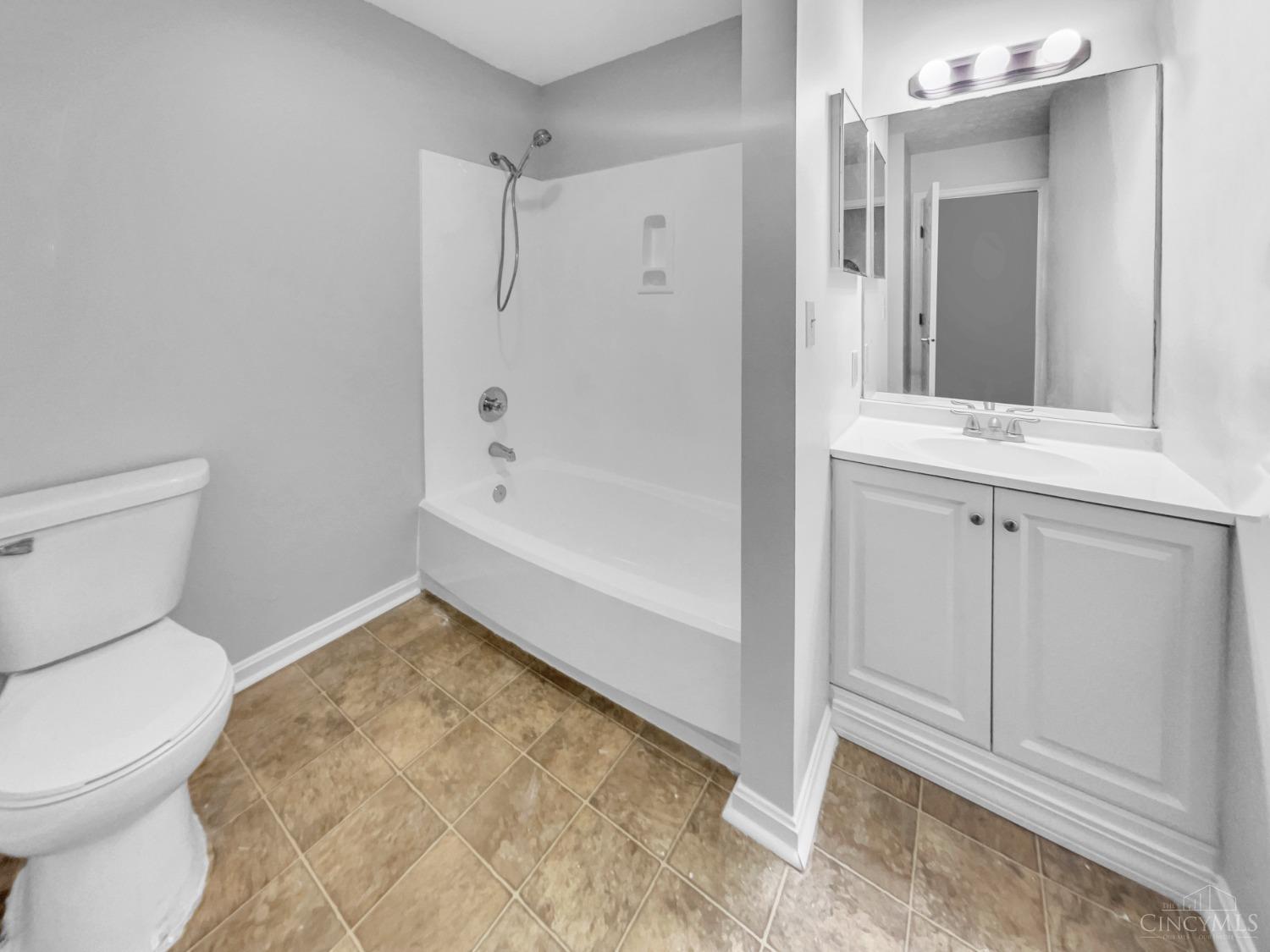 10555 Montgomery Road #54, Montgomery, Ohio image 13