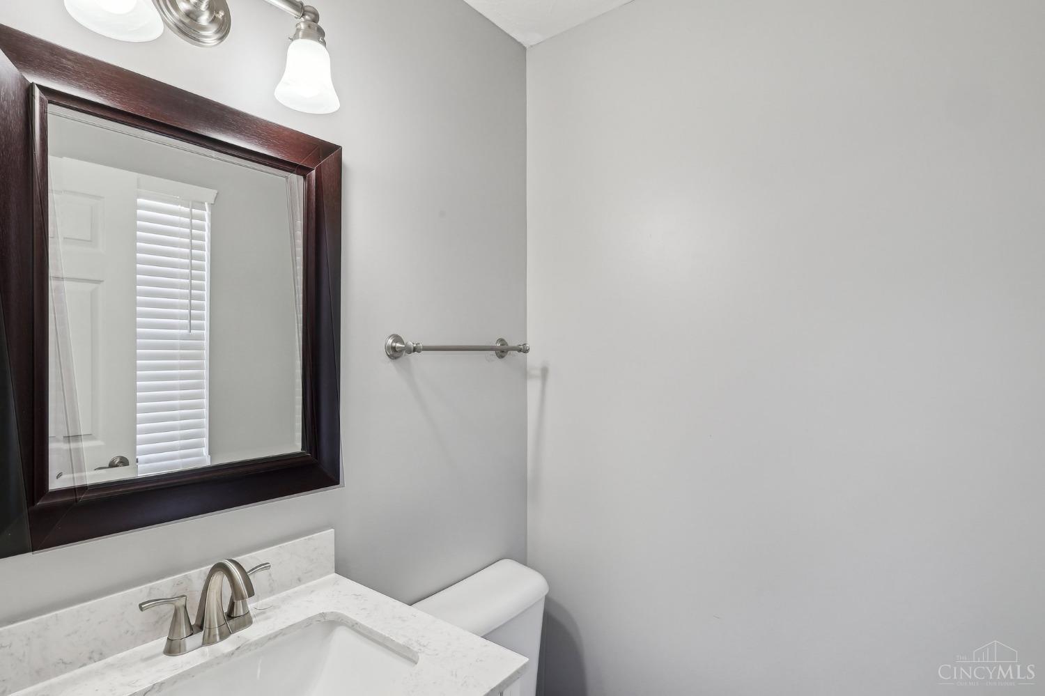 6539 Black Forest Court, Hamilton Twp, Ohio image 19