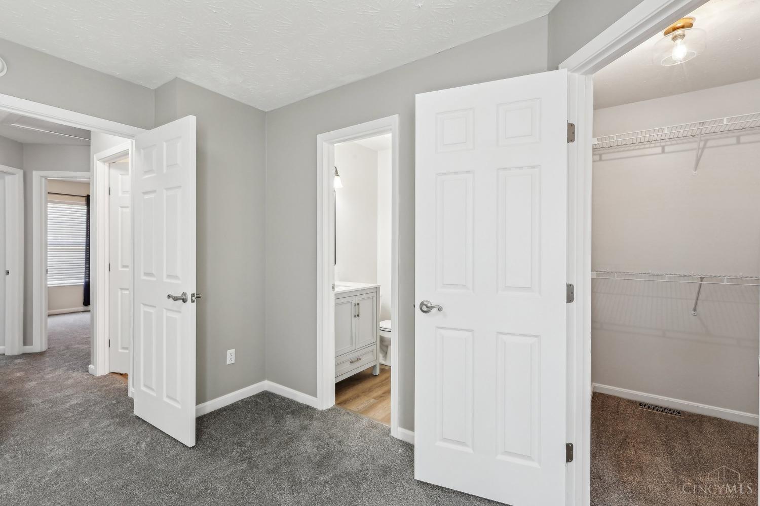 6539 Black Forest Court, Hamilton Twp, Ohio image 23