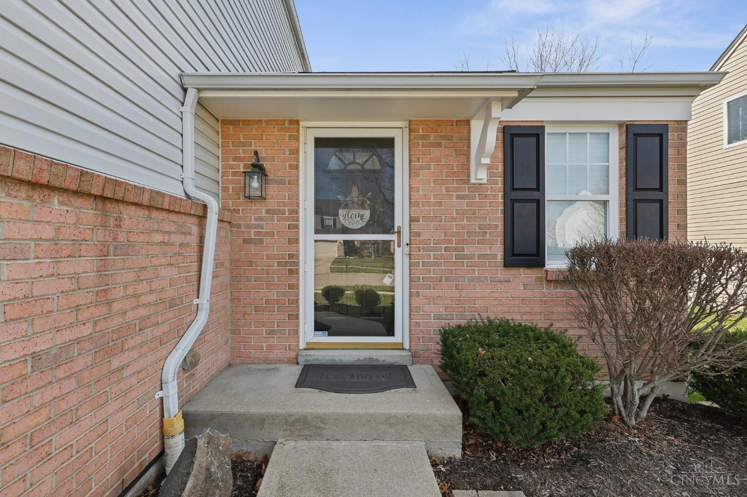 6539 Black Forest Court, Hamilton Twp, Ohio image 5