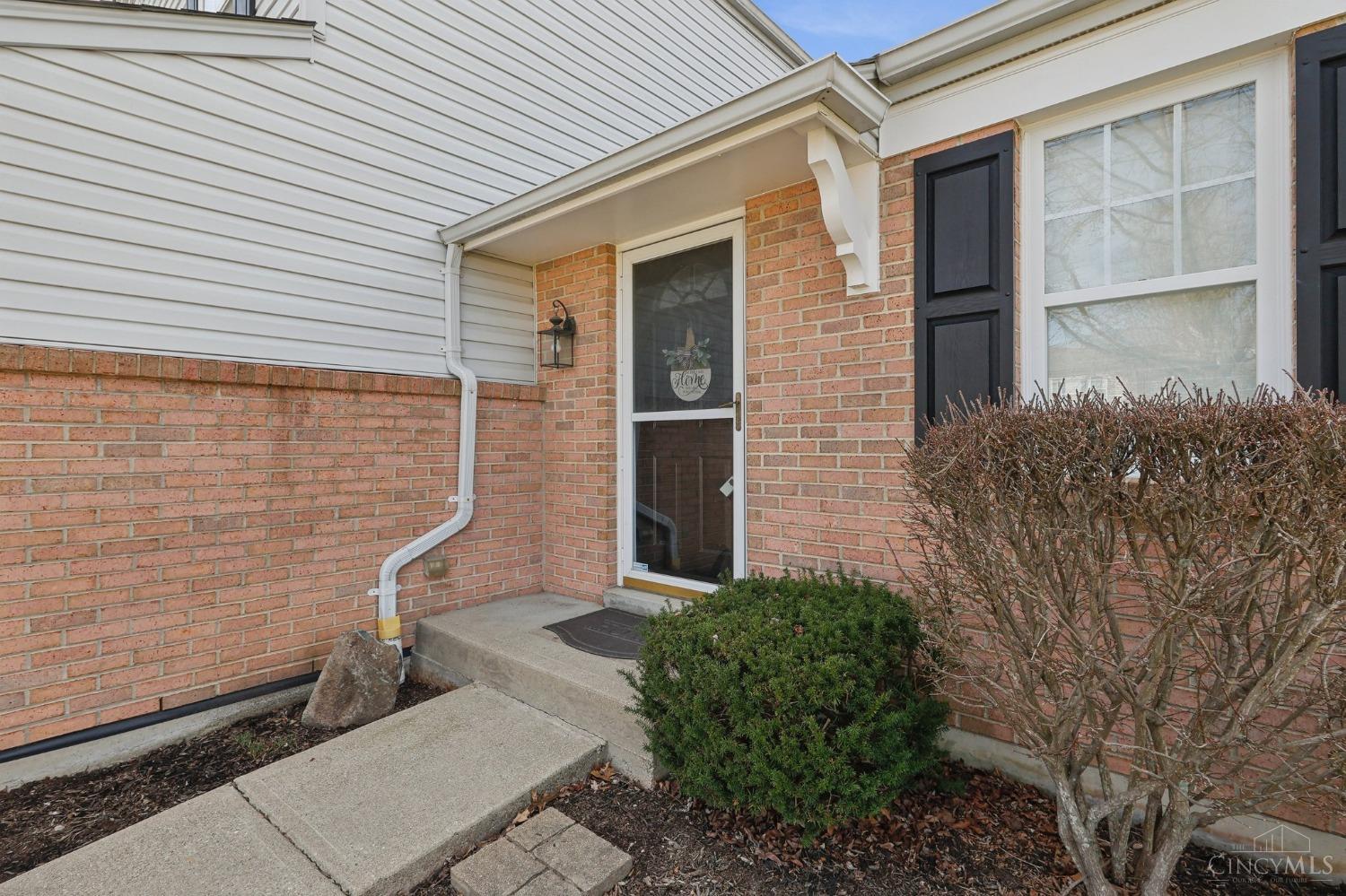 6539 Black Forest Court, Hamilton Twp, Ohio image 6