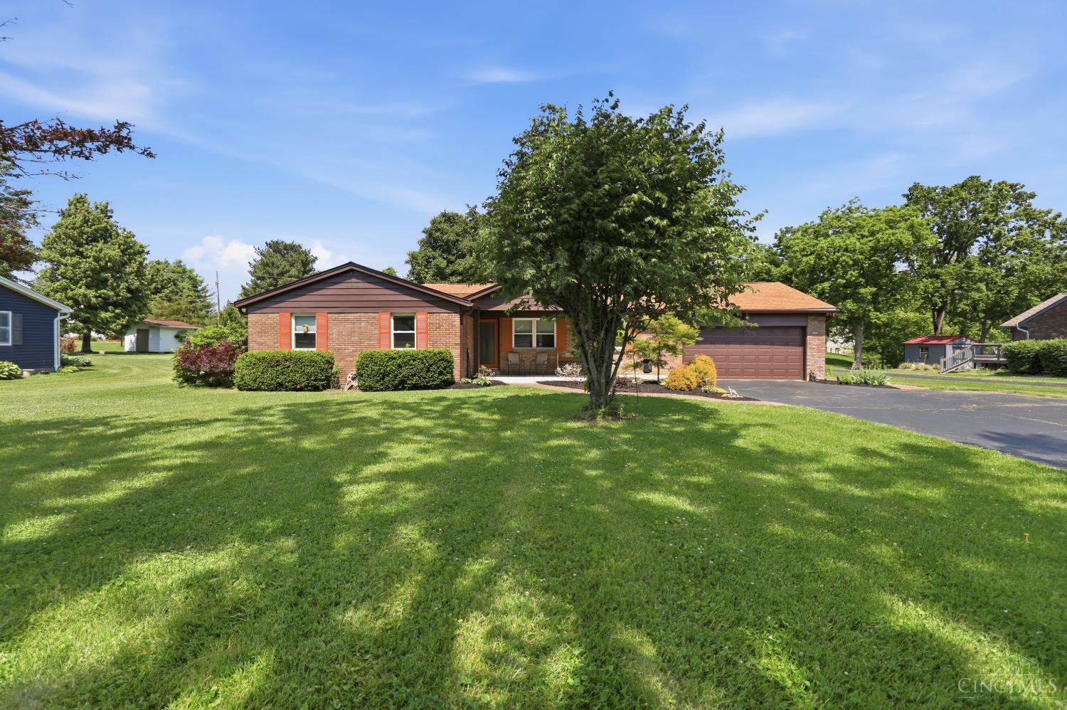 736 Wards Corner