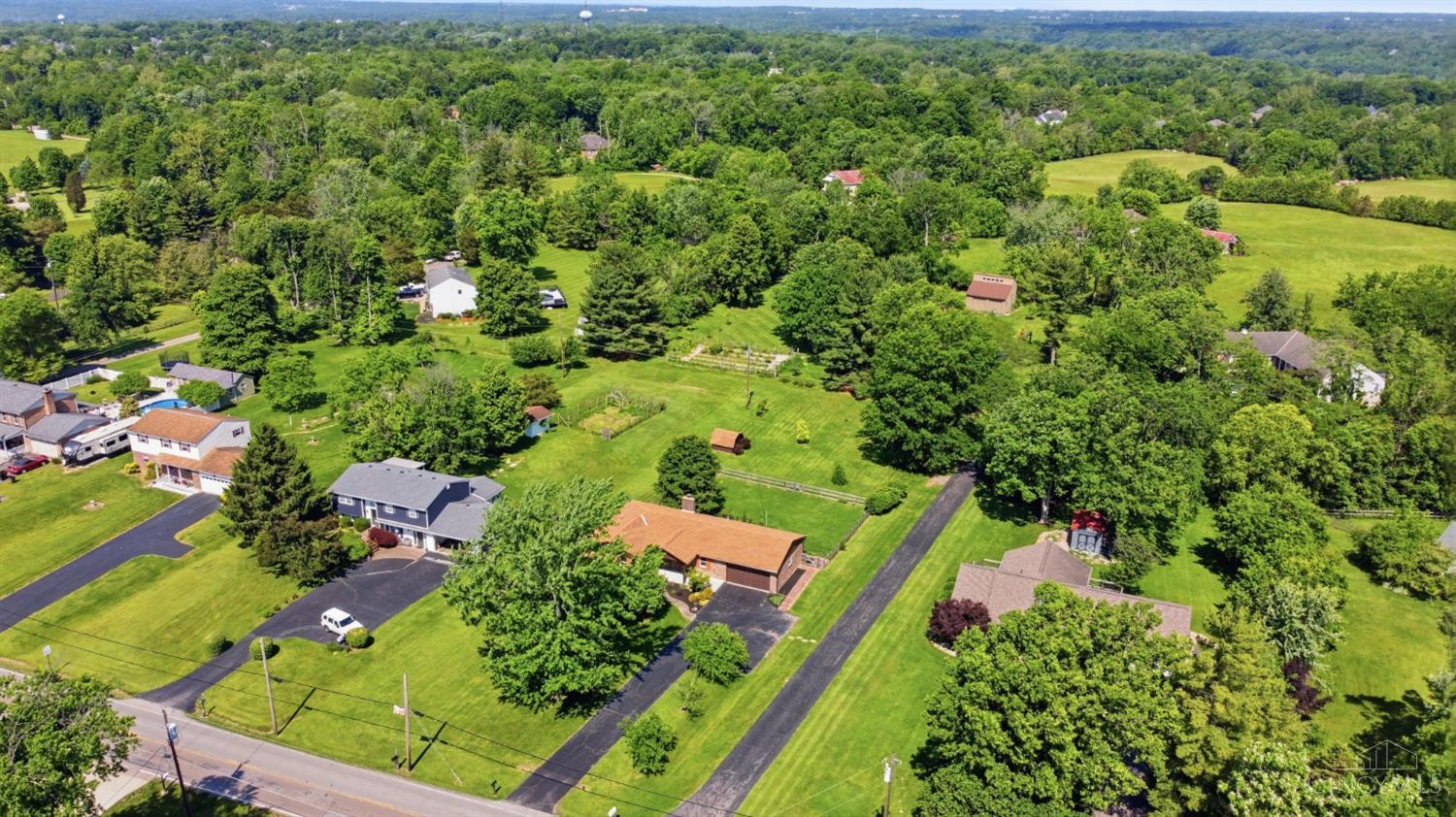 736 Wards Corner