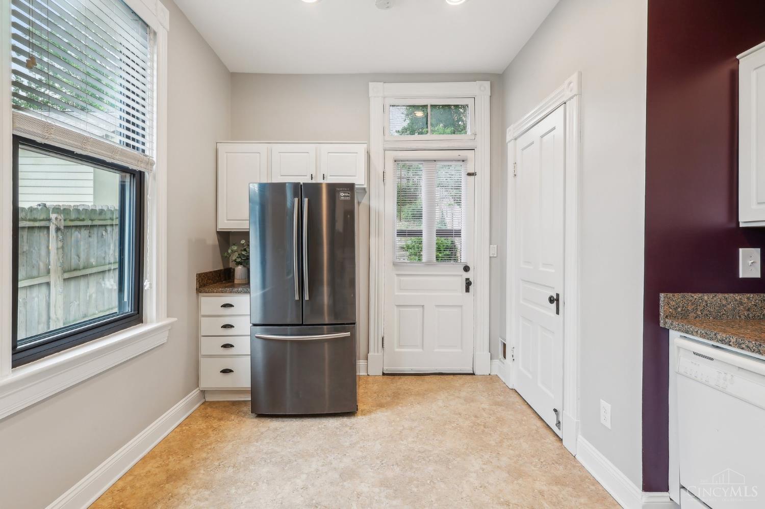 4233 Virginia Avenue, Cincinnati, Ohio image 13