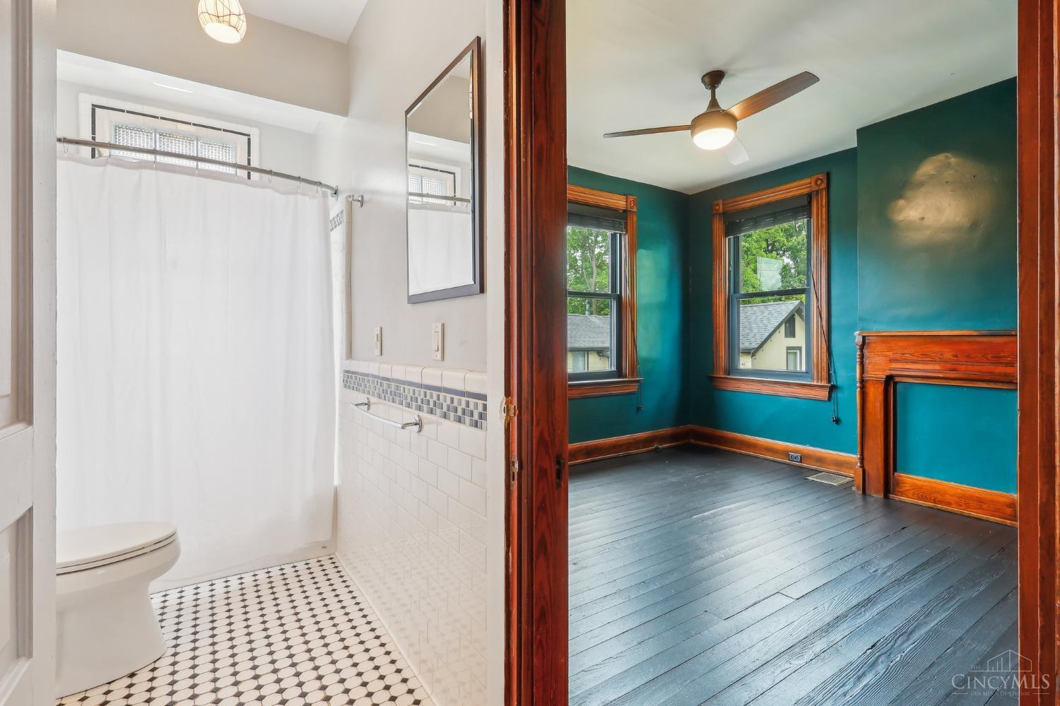 4233 Virginia Avenue, Cincinnati, Ohio image 25