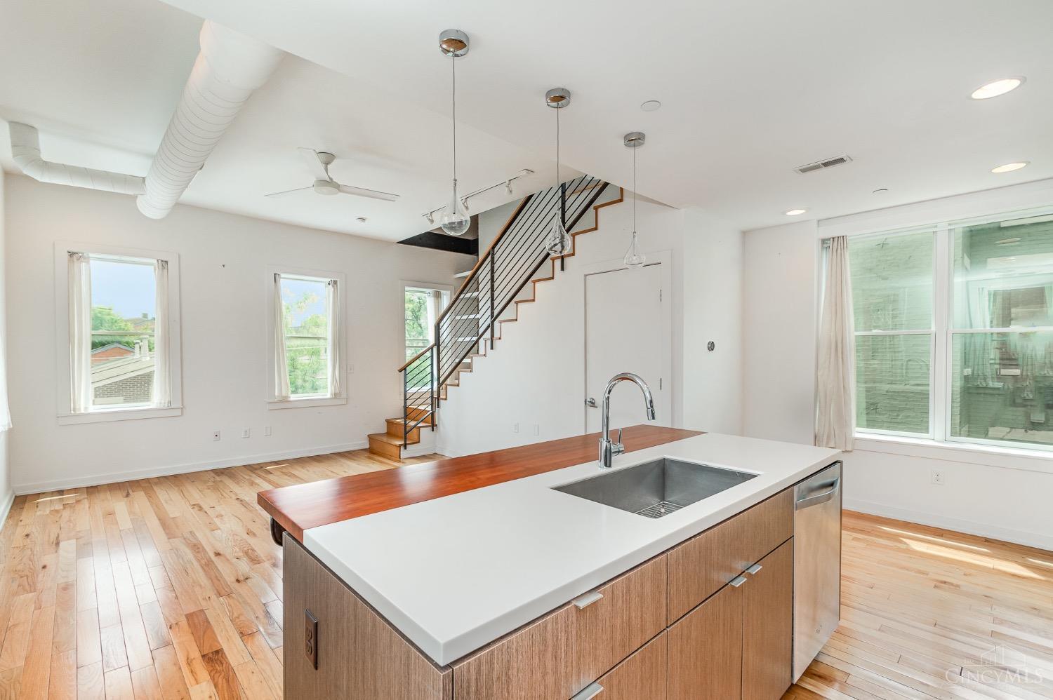 118 W Fifteenth Street #182, Cincinnati, Ohio image 8