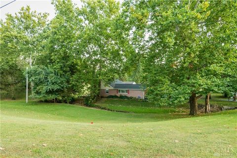 Homes For Sale - 1020 N Eleventh Street<br/> Miamisburg, OH 45342