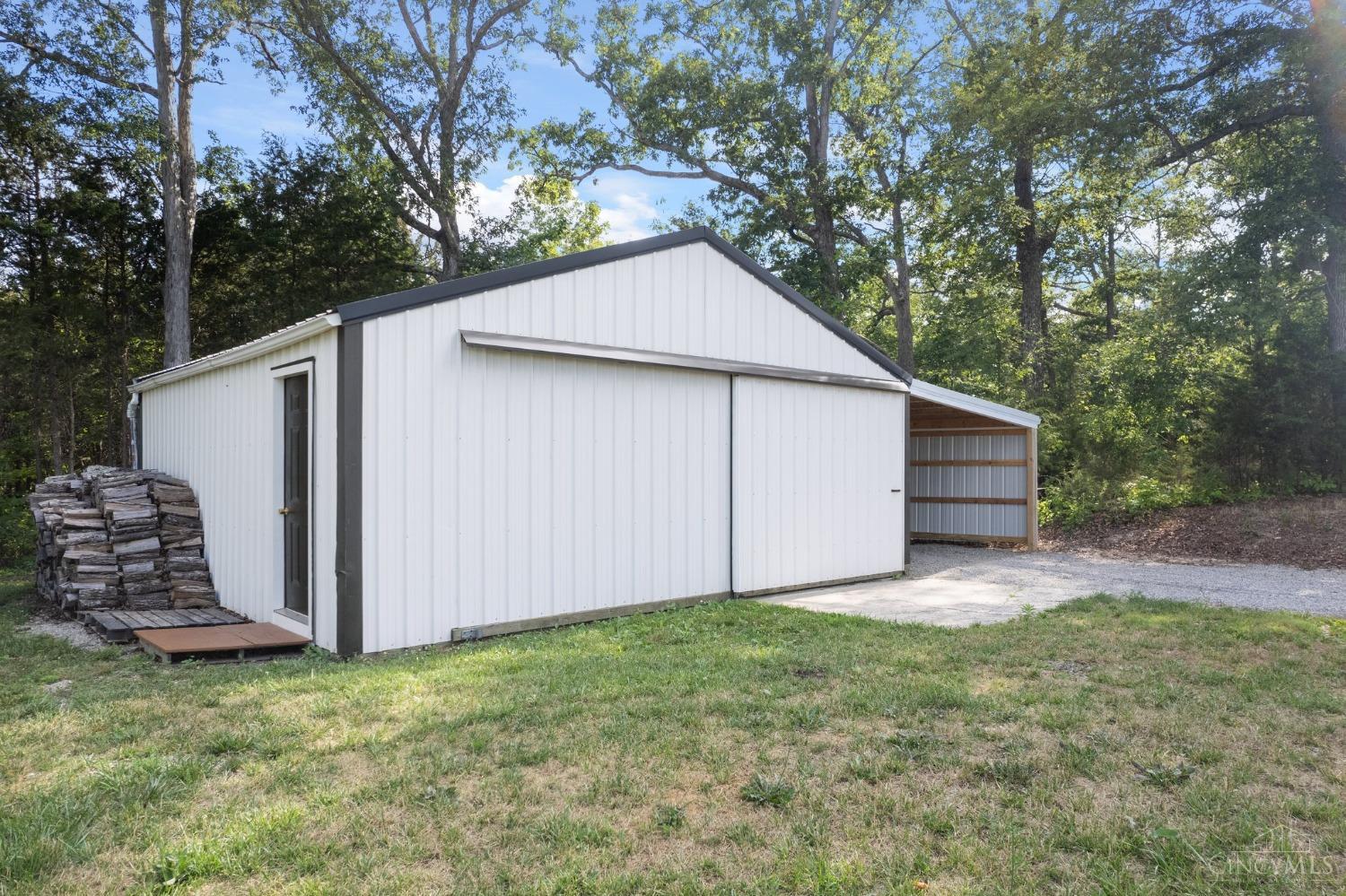 1000 Flat Run Road, Jackson Twp, Ohio image 3