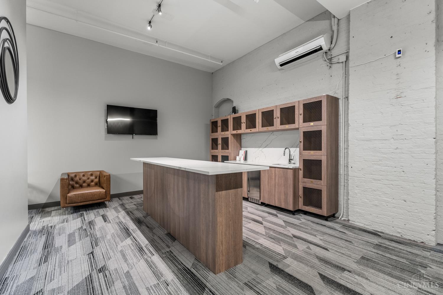 813 Broadway Avenue #203, Cincinnati, Ohio image 22