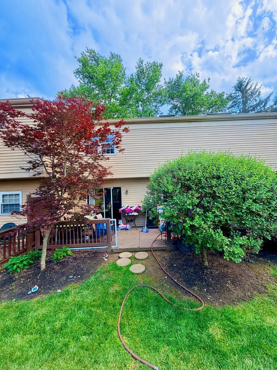 12 Woodsview Lane 12