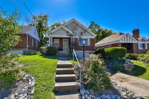 Photo of 6708 Hampton Drive, Cincinnati, OH 45236 (MLS # 1858228)