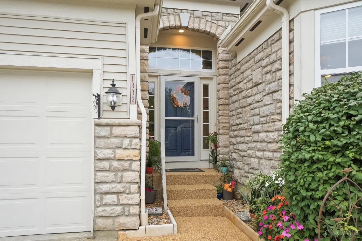 1332 Blackhorse Run