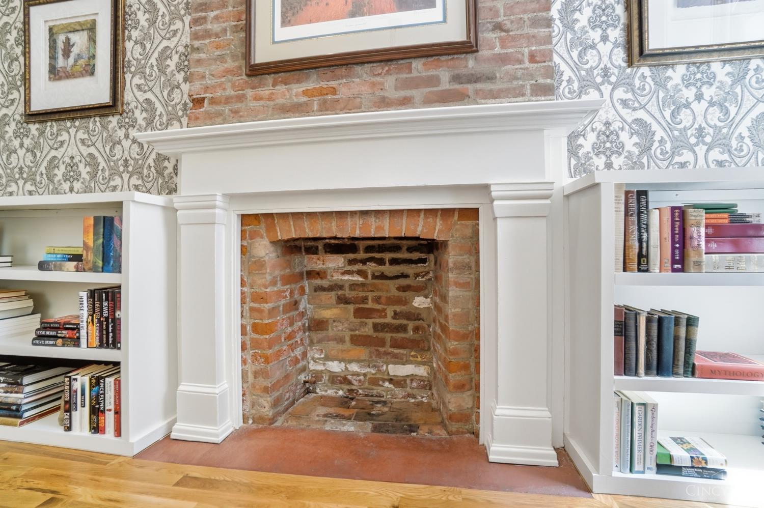 426 E Twelfth Street