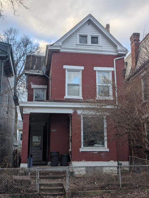 Photo of 4257 Williamson Place, Cincinnati, OH 45223 (MLS # 1867022)