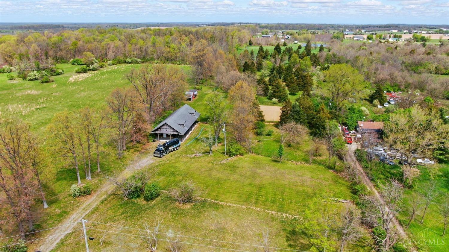 1206 Bauer Road, Milford Twp, Ohio image 2